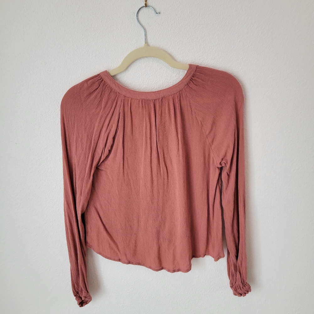 Hollister Pink Boho Long Sleeve Top Size XS Flowy Feminine - Picture 3 of 3